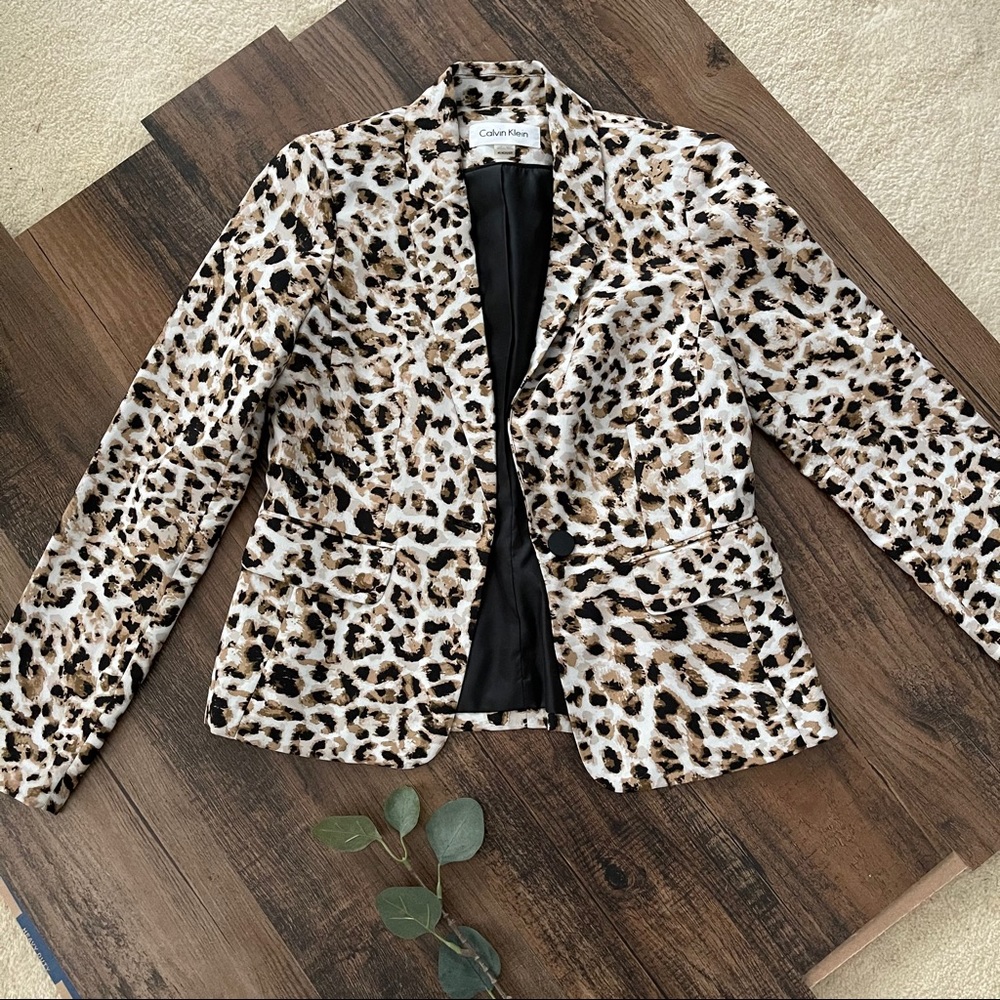 Calvin Klein Leopard Blazer